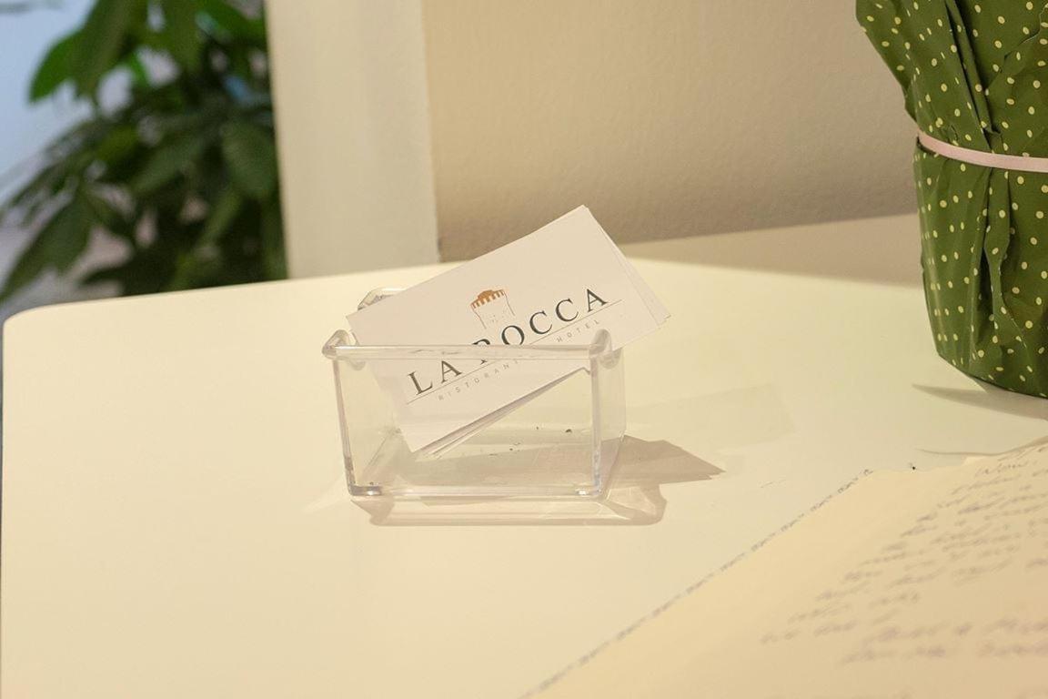 Albergo La Rocca ブリジゲッラ エクステリア 写真