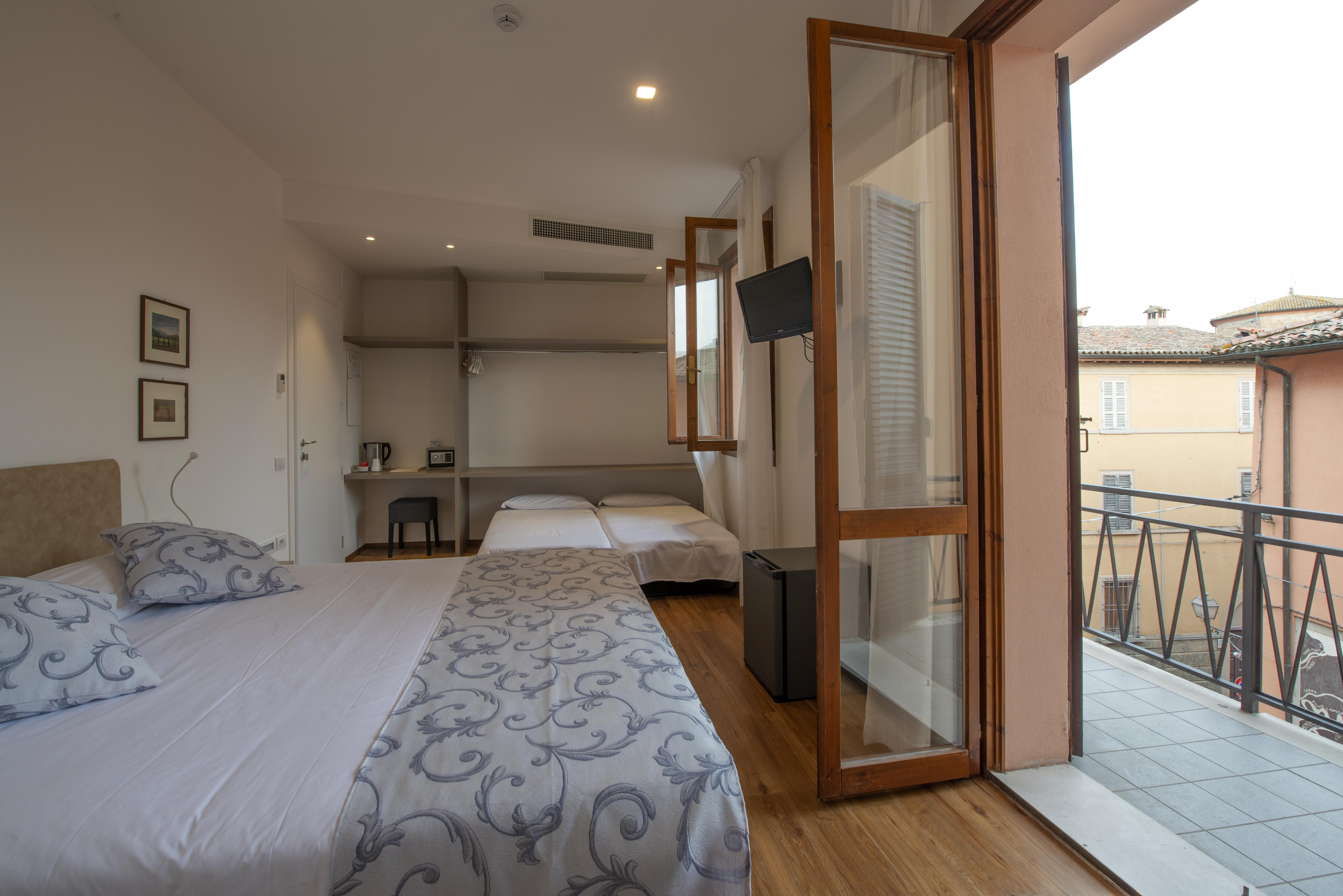 Albergo La Rocca ブリジゲッラ エクステリア 写真